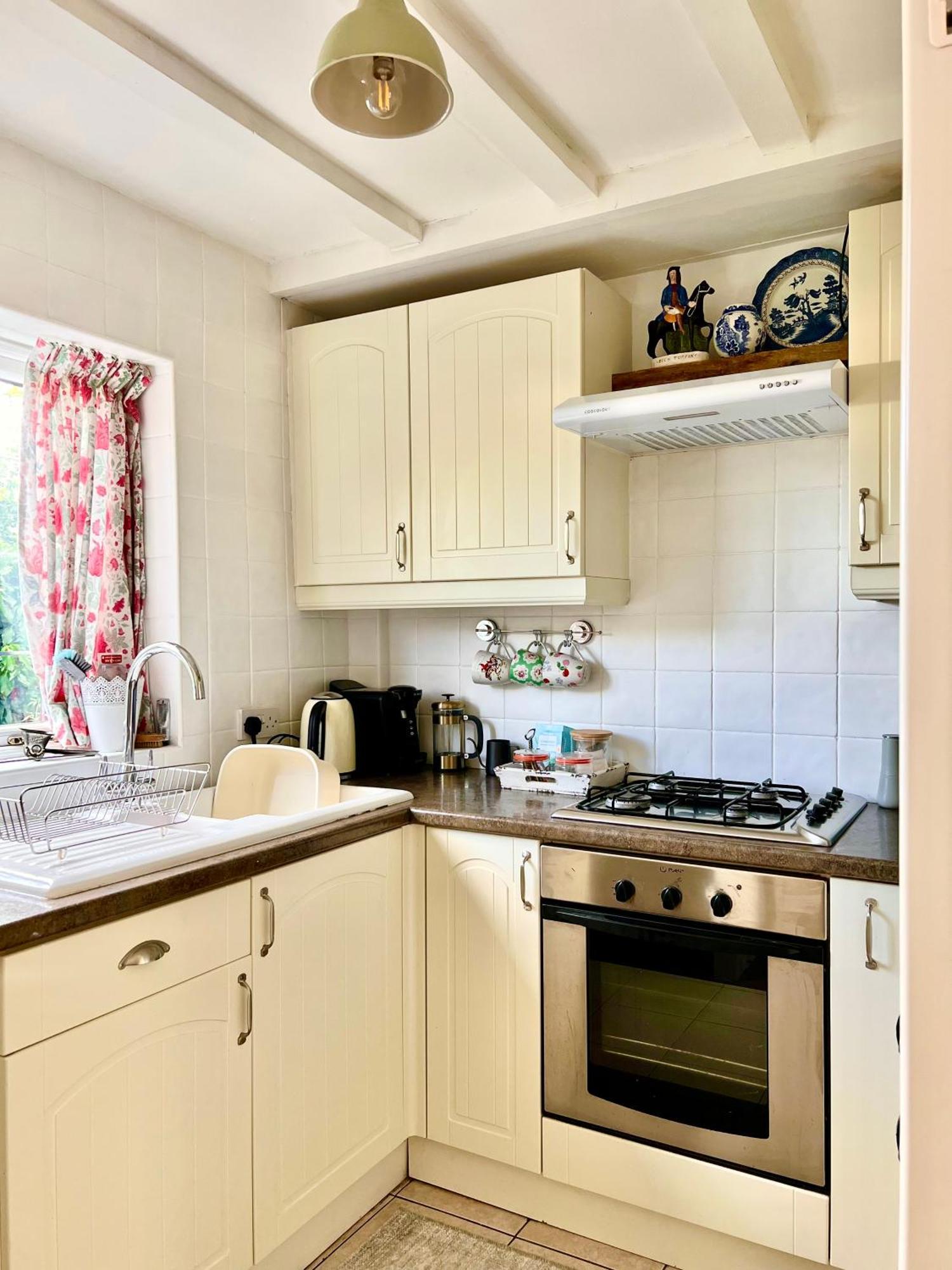 Holly Cottage Cosy Home In Sherwood Forest 埃德温斯托 外观 照片
