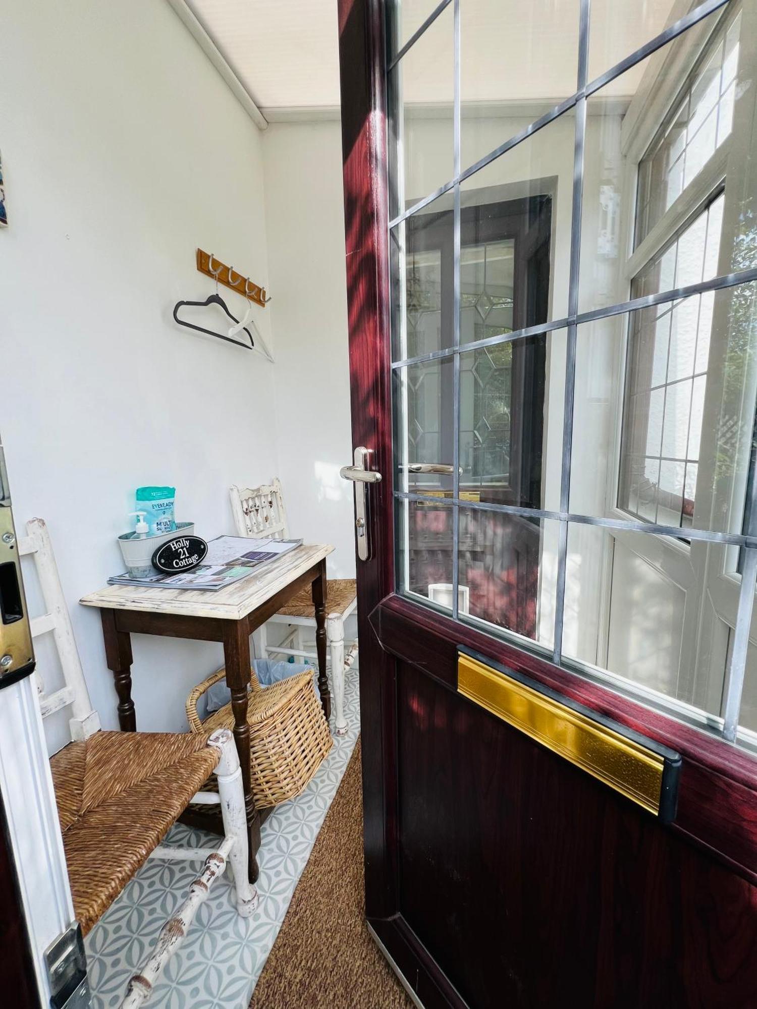 Holly Cottage Cosy Home In Sherwood Forest 埃德温斯托 外观 照片