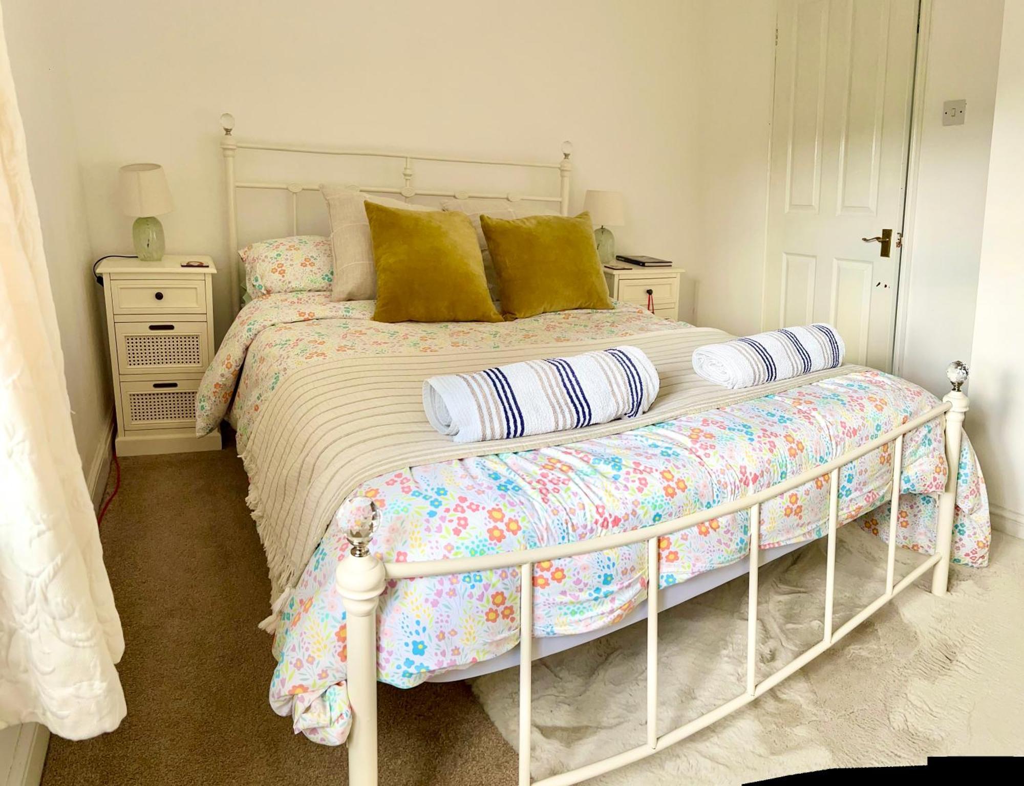Holly Cottage Cosy Home In Sherwood Forest 埃德温斯托 外观 照片