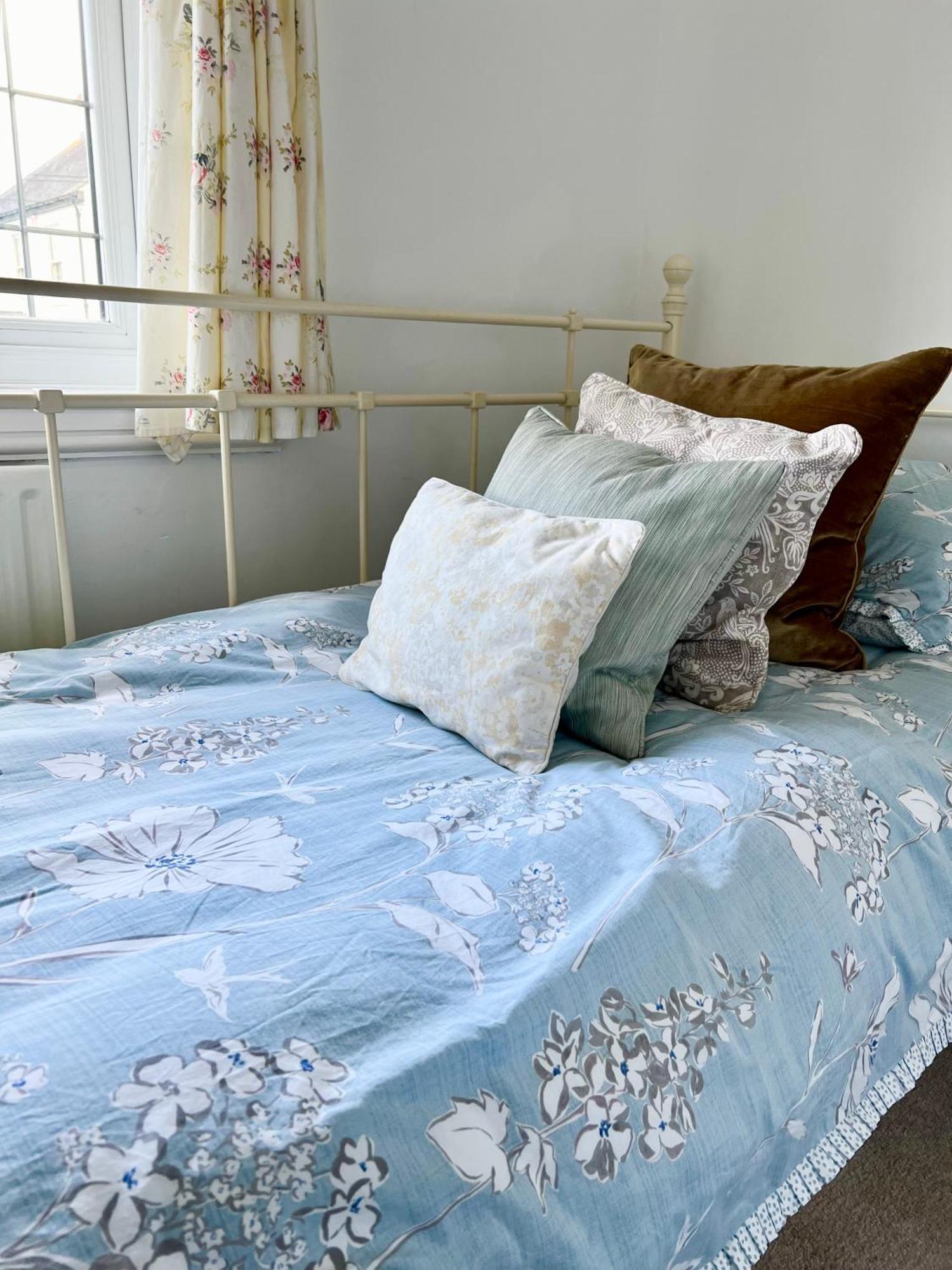 Holly Cottage Cosy Home In Sherwood Forest 埃德温斯托 外观 照片