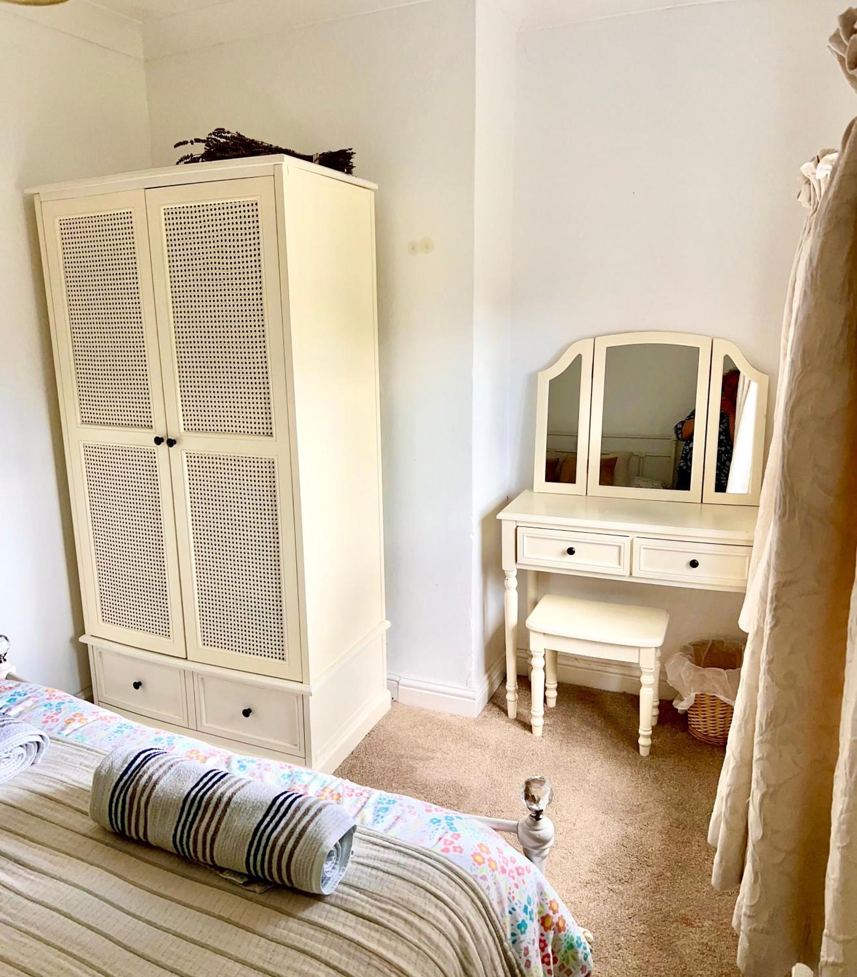 Holly Cottage Cosy Home In Sherwood Forest 埃德温斯托 外观 照片