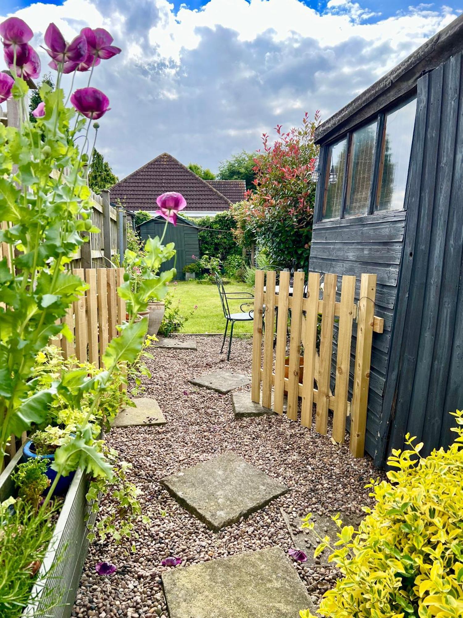 Holly Cottage Cosy Home In Sherwood Forest 埃德温斯托 外观 照片